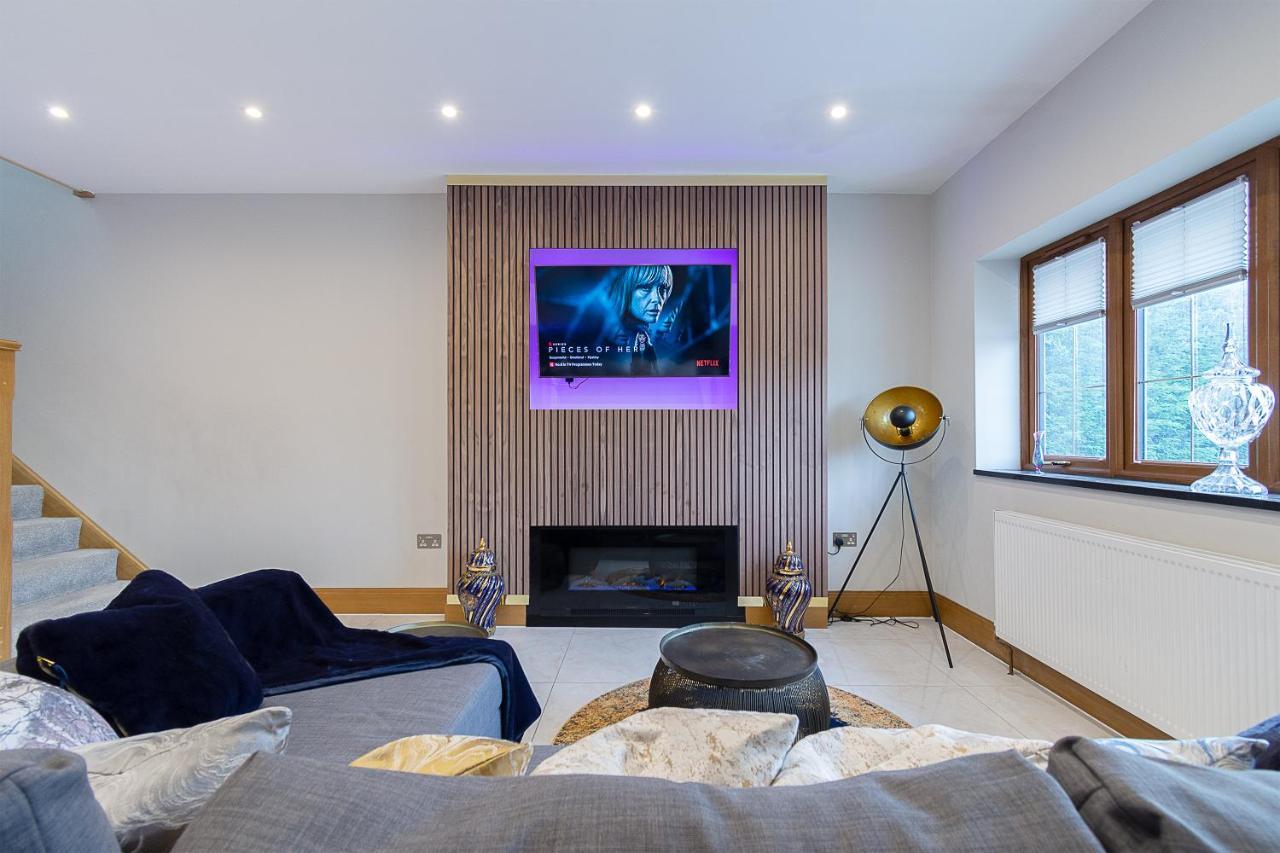 Boutique Green Acre Views Slough Extérieur photo